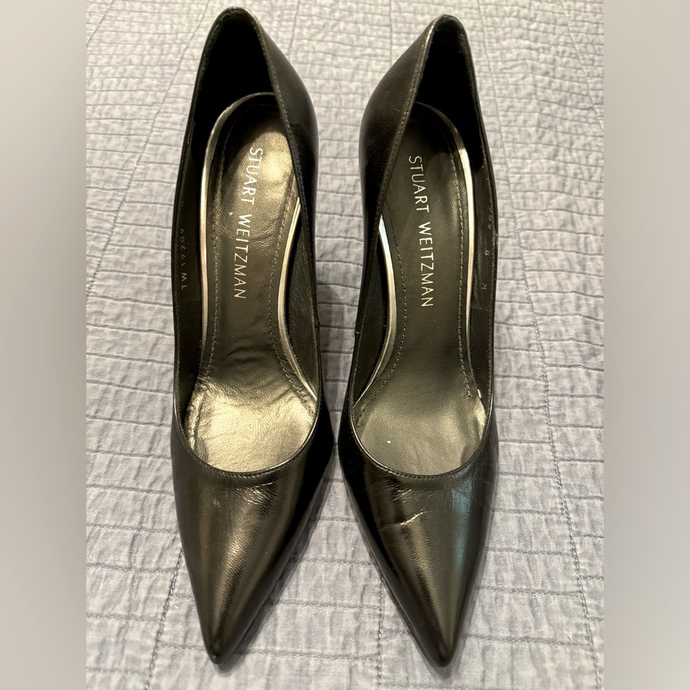 Black Stuart Weitzman pumps size 8 EUC